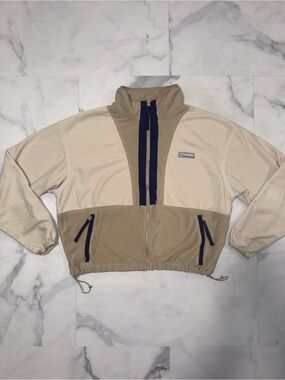 Columbia Women’s Two-Tone Beige Fleece Jacket